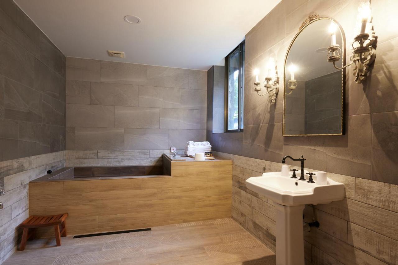טאיפיי Kyokusui Hotspring Hotel מראה חיצוני תמונה